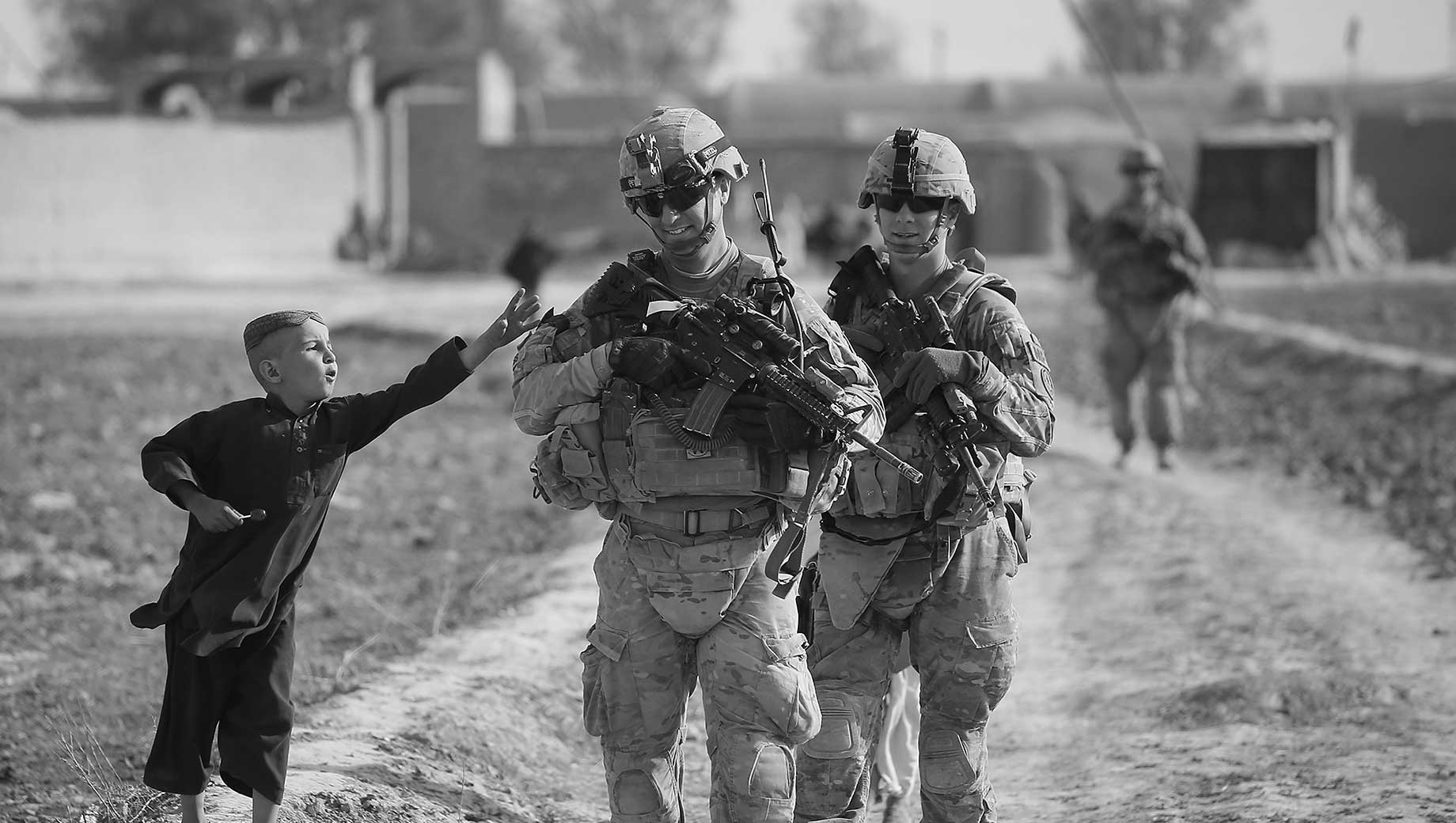 Военный конфликт в афганистане. Американские солдаты в Афганистане 1989. Американские солдаты в Афганистане 2001.