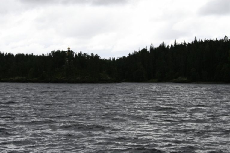 Озеро сладкое. Озеро сладкое Новосибирская область. Озеро Соболхо аномальная зона. Озеро Соболхо в Бурятии.