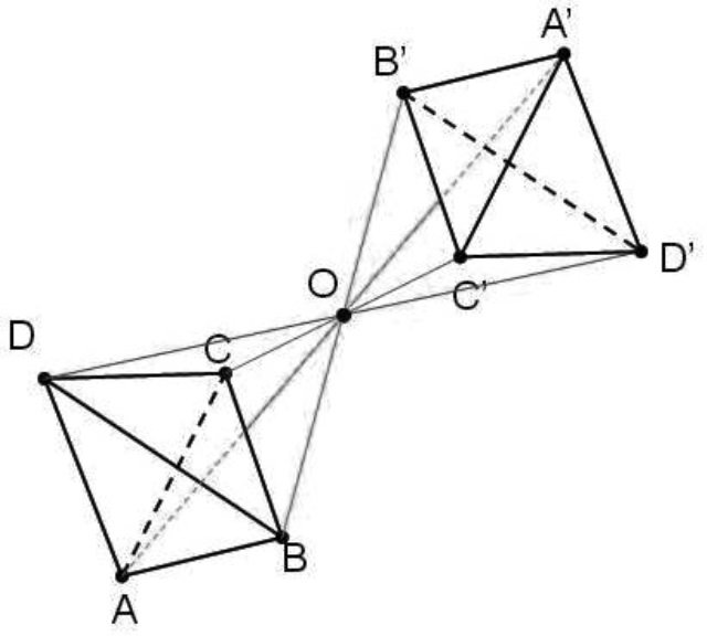 Как нарисовать фигуру относительно точки. Осевая и Центральная симметрия четырехугольника. Осевая симметрия четырехугольника построение. Центральная симметрия тетраэдра. Центральная симметрия (центр симметрии – вне фигуры).